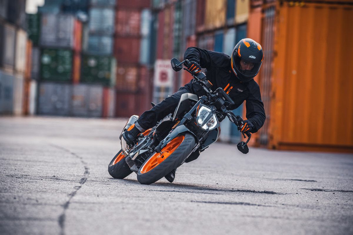 KTM 390 Duke
