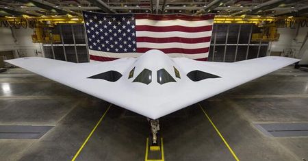 USA przetestują nową bombę termojądrową. Uzbroją w nią myśliwce i bombowiec B-21