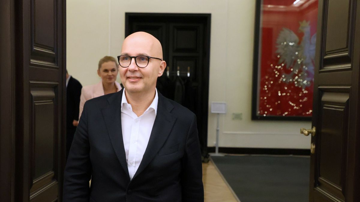 Poseł Robert Kropiwnicki