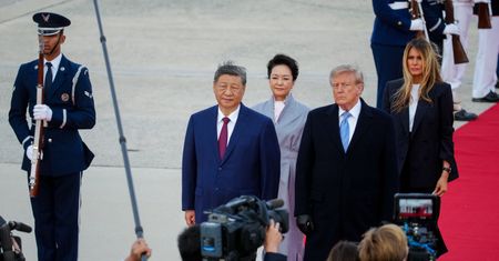 Xi Jinping wylądował w USA. Tak przywitał go Trump
