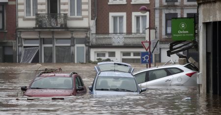 Auta po powodzi – jak je rozpoznać? Czym grozi zakup zalanego auta?