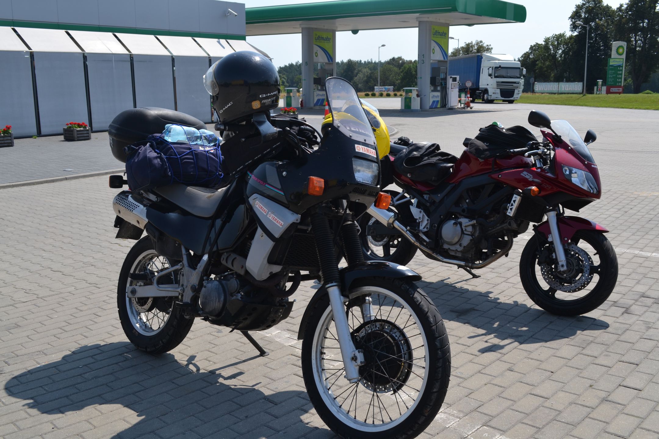 Suzuki SV650S w wąwozach lessowych 3