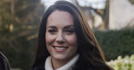 Księżna Kate to królowa recyclingu ubrań! Ulubiona kurtka jest w jej szafie już od ponad dekady