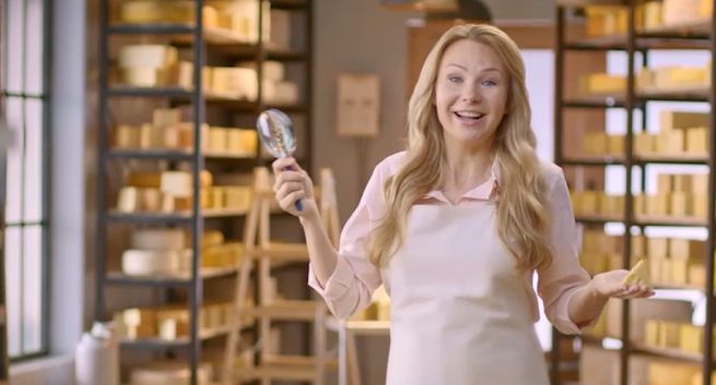 Anna Guzik promuje sery kremowe Hochland