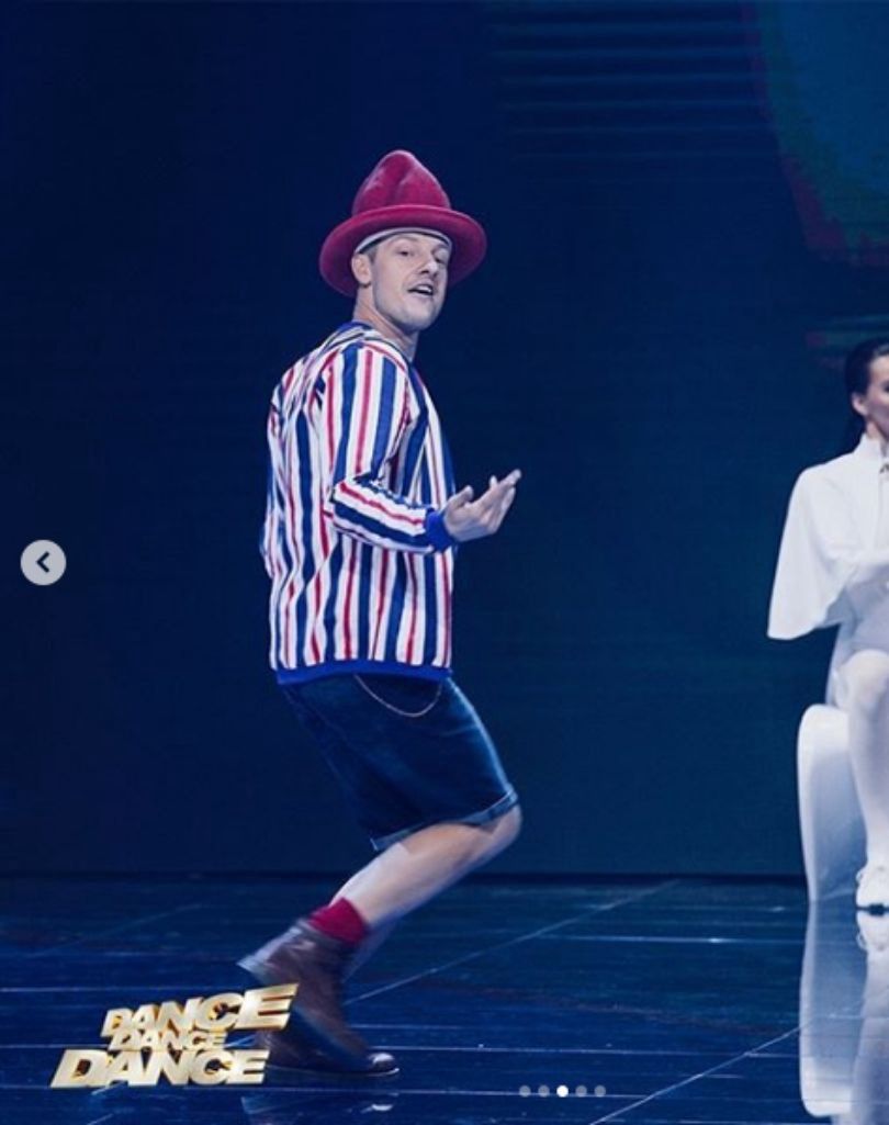 "Dance dance dance"