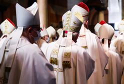 Biskupi przerywają milczenie ws. afery wokół Jana Pawła II