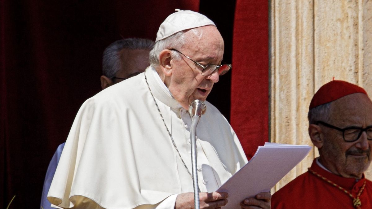 scena z: Papież Franciszek, SK:, , fot. AKPANiedziela Wielkanocna, Okno papieskie, Pascha, Rzym, Watykan, Wielkanoc, Wielkanoc 2022, Papież Franciszek