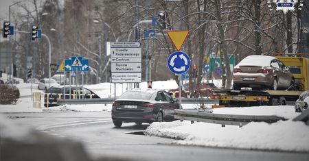 Kierowcy odprawiani z kwitkiem. Uwierzyli rządowi i pożałowali