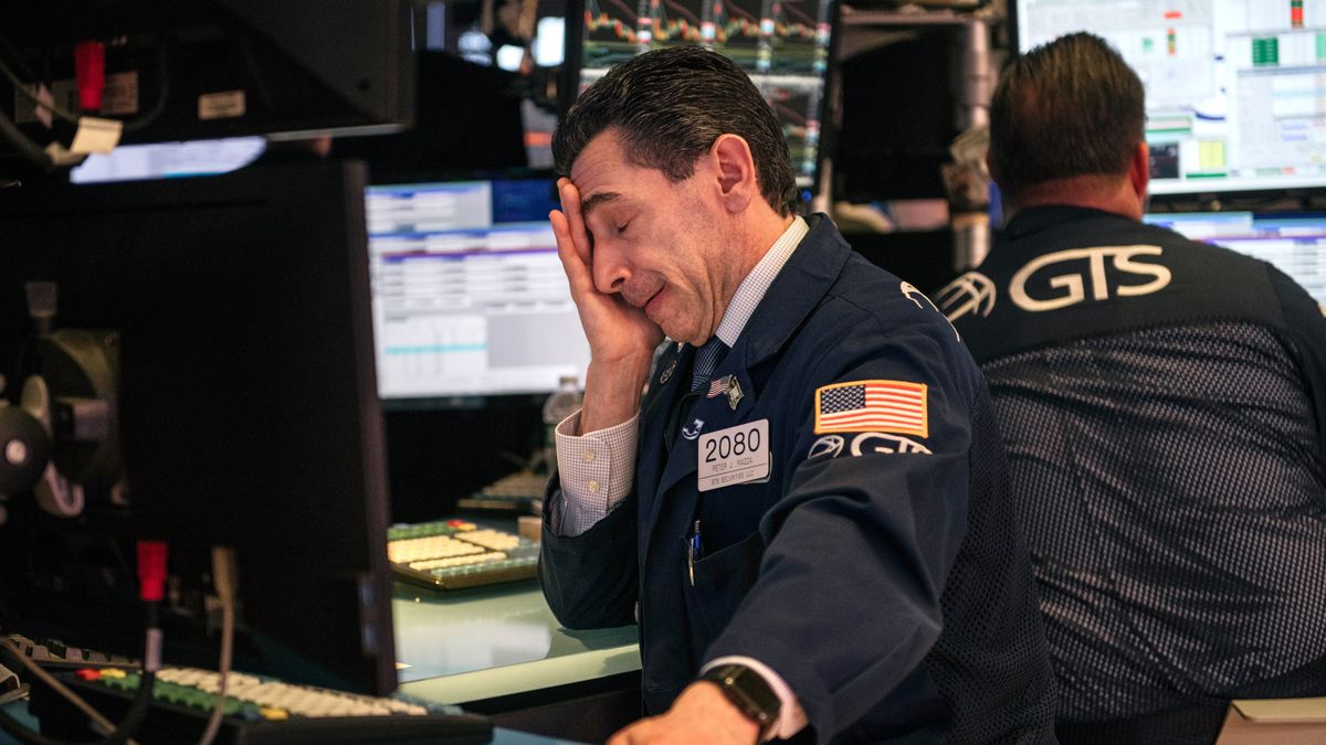 Markets Face Worst Week Of Losses Since 2008 As Coronavirus Fears Spook Investors
NEW YORK, NY - FEBRUARY 28: Traders work on the floor of the New york Stock Exchange on February 28, 2020 in New York City. Markets continued their downward plunge Friday as continuing fears of a Coronavirus pandemic prompted a sell-off, making for the worst week on Wall Street since 2008. (Photo by Scott Heins/Getty Images)
Scott Heins
bestof, topix
