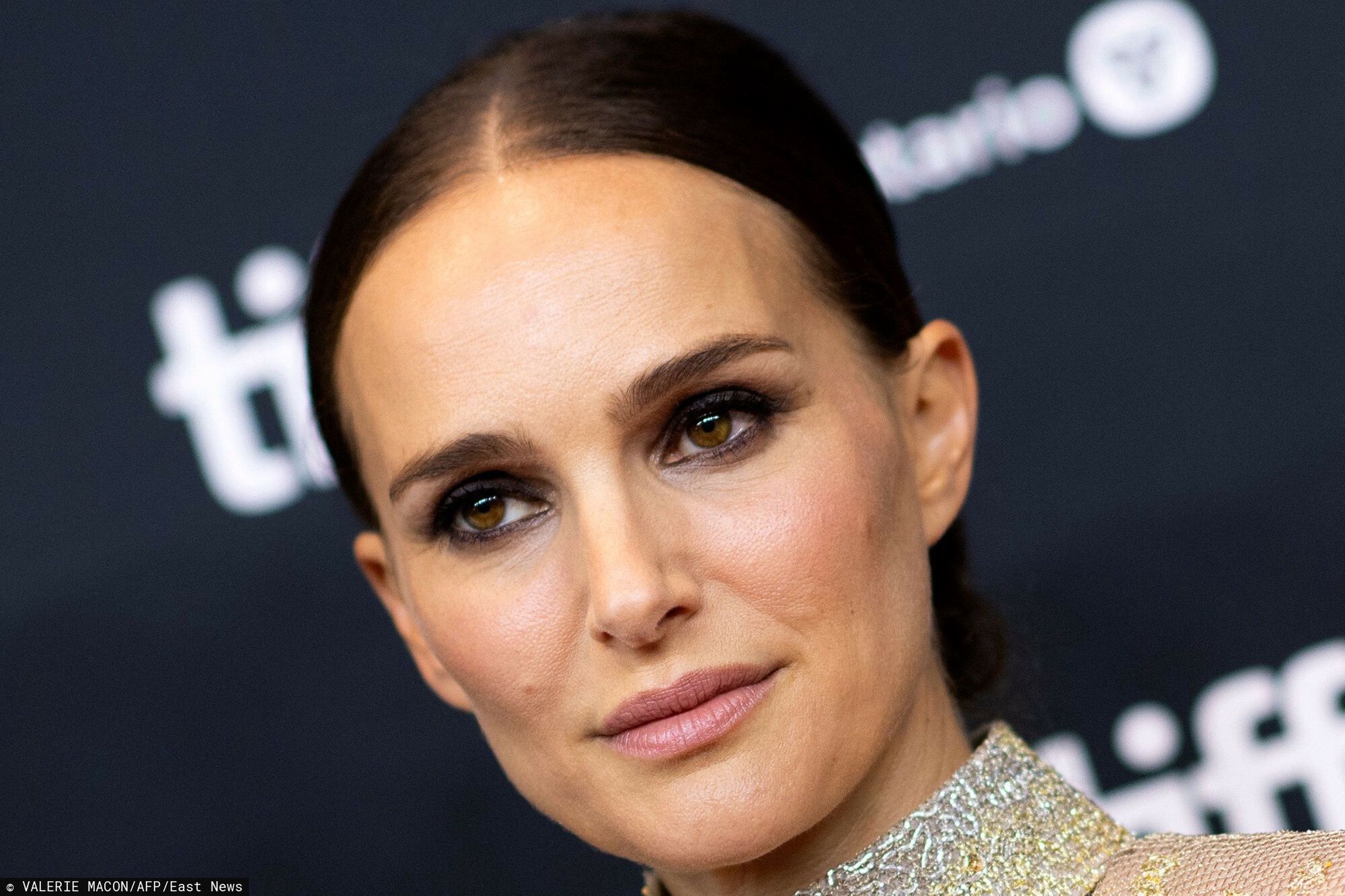 Natalie Portman przeprowadziła wywiad z Olgą Tokarską.