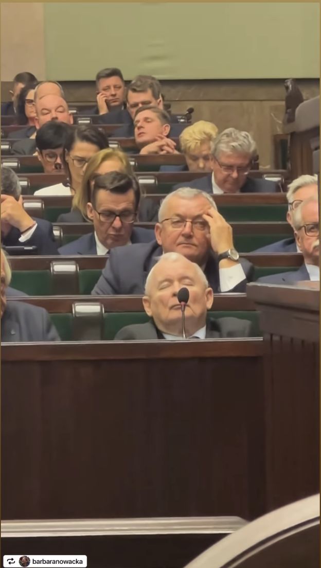 https://v.wpimg.pl/M2QyOTAyYlMwGzlnbgJvRnNDbT0oW2EQJFt1dm5PfwYpVik9LRw_VyEWYTMzDD1TJglhJC1WLEI4Vjllbh0kQSEVLi1uHCBQNB1gMXRAfQNmSy15dx15U3xNKzAlVCwCY0xiZnJOLgE1S3Zkc01-ECw