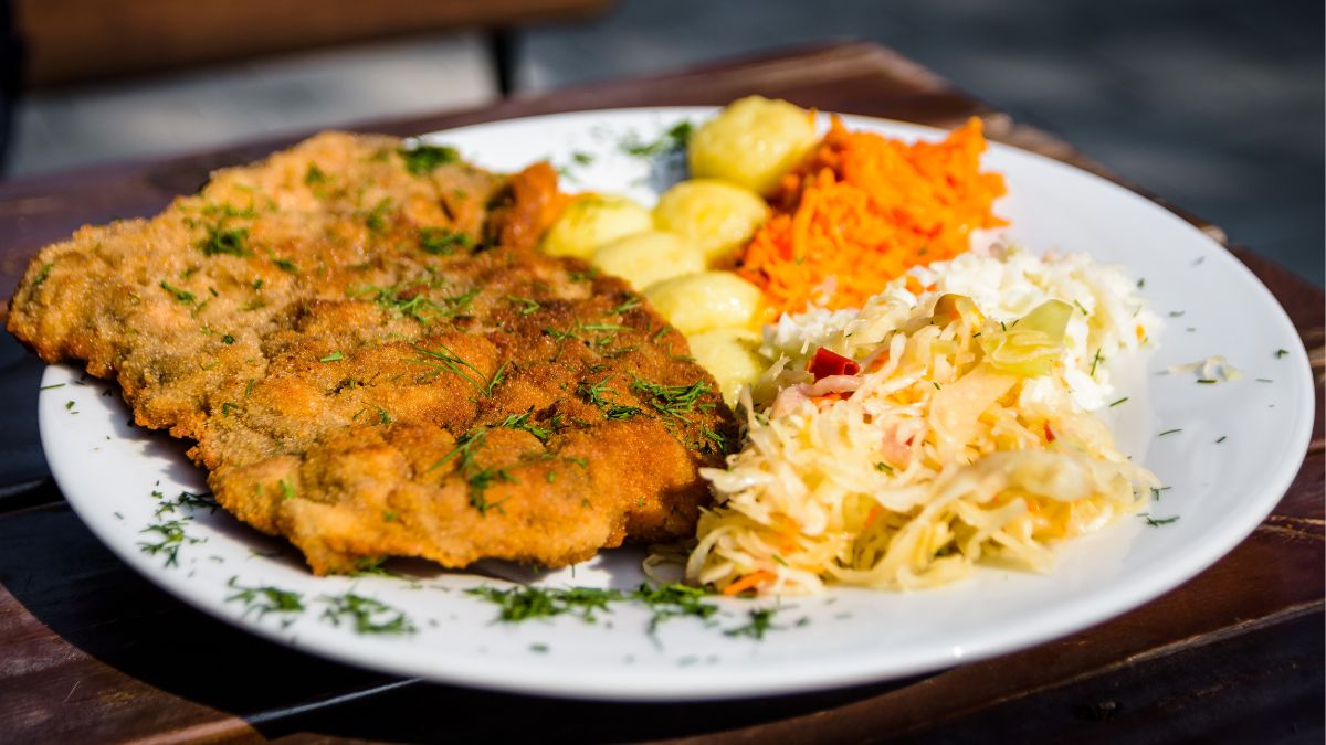 Schabowy w chrupiącej panierce bez bułki tartej.