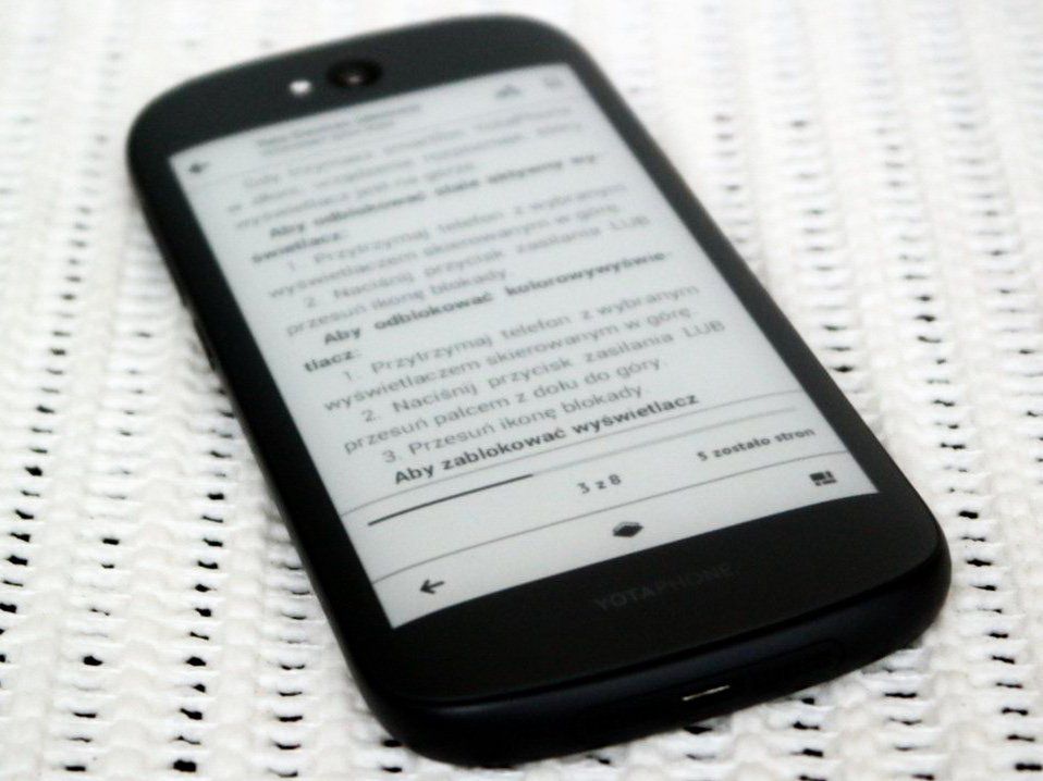 YotaPhone 2,  czyli e-papierowa innowacja z Rosji [Podróż w czasie] 2