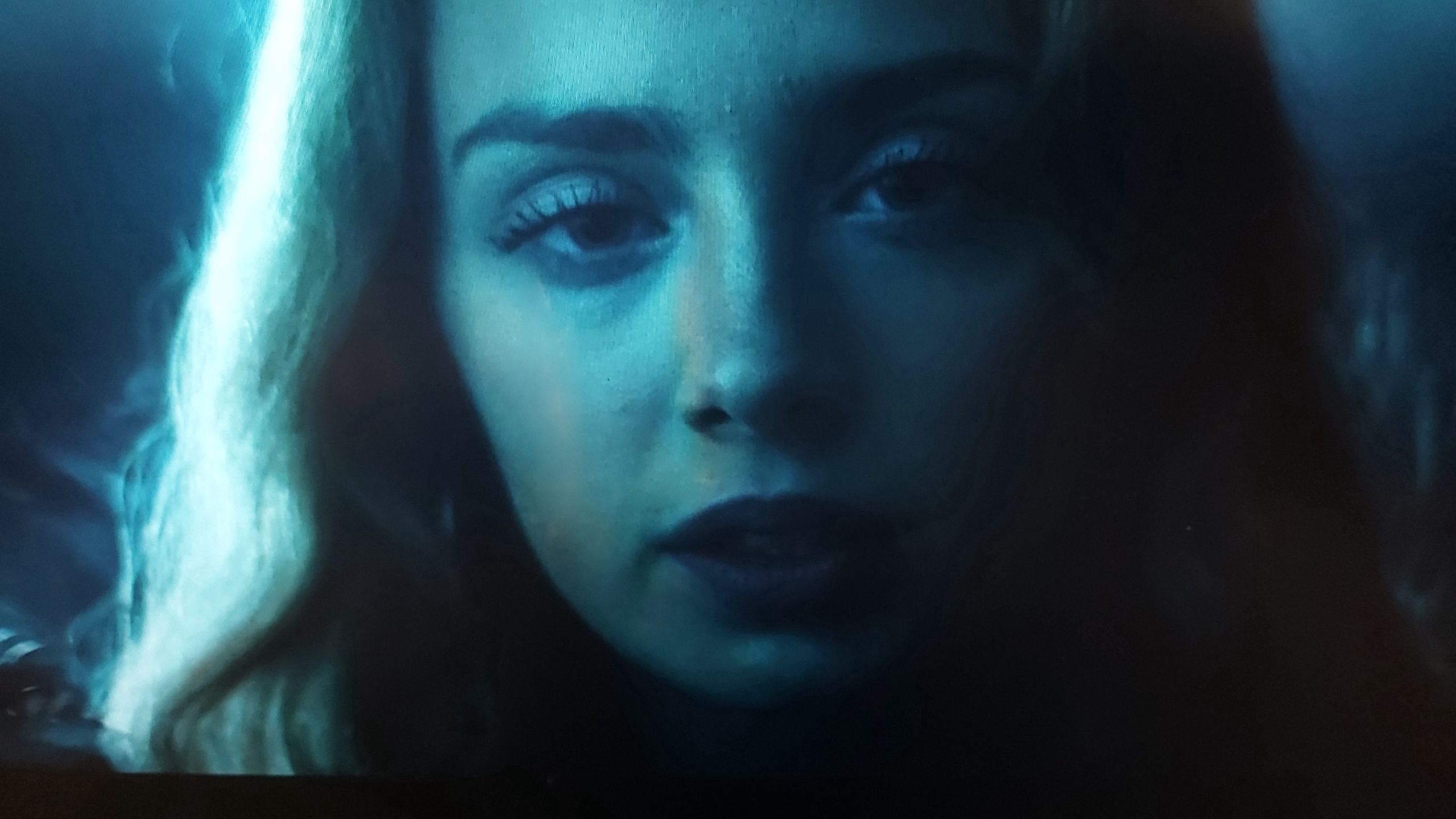 Sceny z filmu "W lesie dziś nie zaśnie nikt"