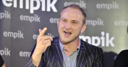 Szyc znów otwiera knajpę...