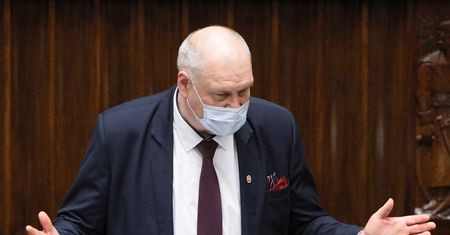 Szef prokuratury ujawnił swój majątek. Prawie milion oszczędności