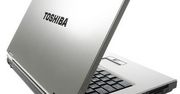 Dwa laptopy Toshiby z Centrino 2