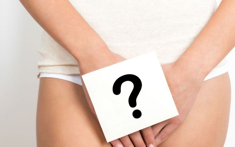 Ból sromu – najczęstsze przyczyny i objawy towarzyszące