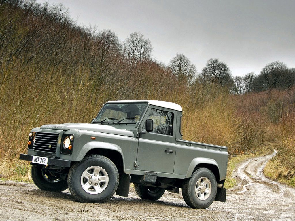 Land Rover Defender 90 Pickup UK-spec (2007)