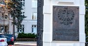 Komisja ds. reprywatyzacji nie spotkała się od grudnia. A jej członkowie nadal zarabiają