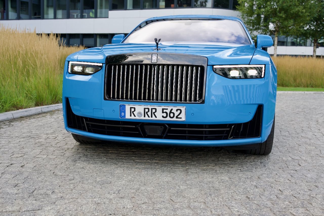 Rolls-Royce Black Badge Ghost
