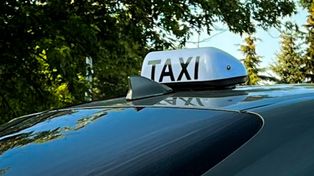 Mielec: 70-letni taksówkarz jeździł po pijaku. Ile wydmuchał?