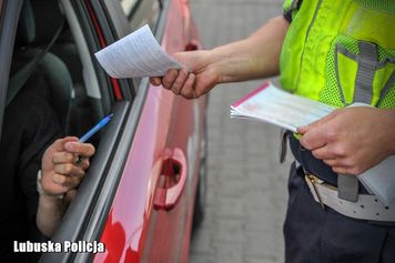 Nowe kary dla kierowców. Utrata prawa jazdy grozi za ten manewr