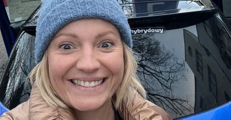 Dorota Szelągowska rozpływa się nad swoją pupą w legginsach. Przy okazji pokazała CÓRKĘ