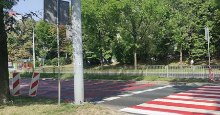 Potrącenie pieszej na przejściu. Kobieta z poważnymi obrażeniami trafiła do szpitala