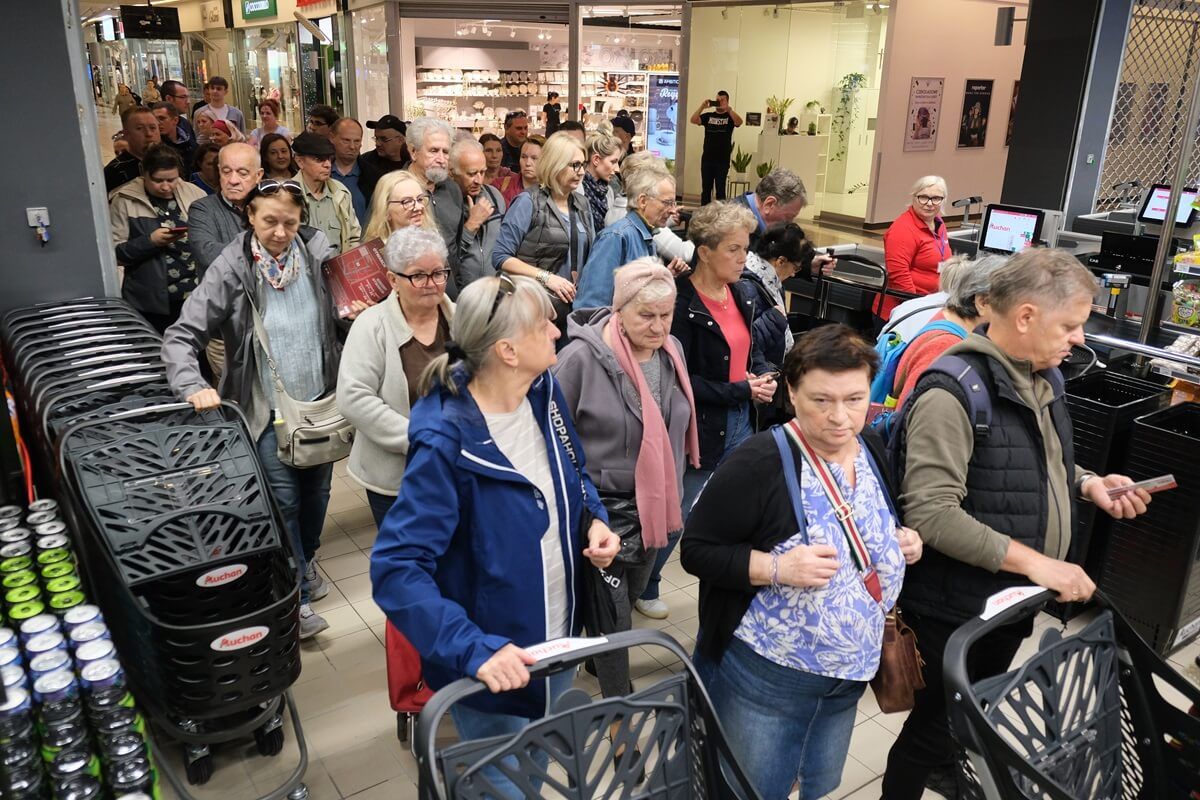Otwarcie Auchan Supermarket w Galerii Olimp