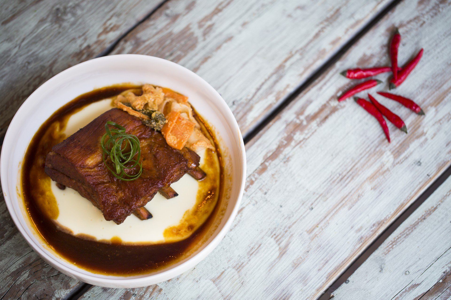 27.10.2015 KRAKOWUL KRUPNICZA 9, RAMEN GIRL OF YELLOW DOG, RESTAURCJA, SMAKI KRAKOWANZ FOT. ANDRZEJ BANAS / GAZETA KRAKOWSKA / POLSKA PRESS  *** Local Caption ***                                                                          `                                                                                                                                                                                                                                                                                                         `                                                                                                                                                                                                                                                                                                         `                                                                                                                                                                                                                                                                                                         `                                                                                                                                                                                                                                                                                                         `