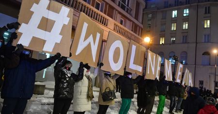 Strajk mediów. Co Polacy o nim sądzą? Oto sondaż Kantar Polska
