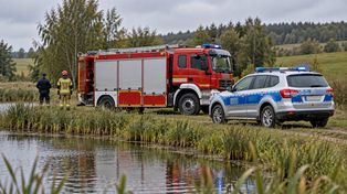 Tragedia w Dąbiu Kujawskim. Nie żyje sześciolatek znaleziony w stawie
