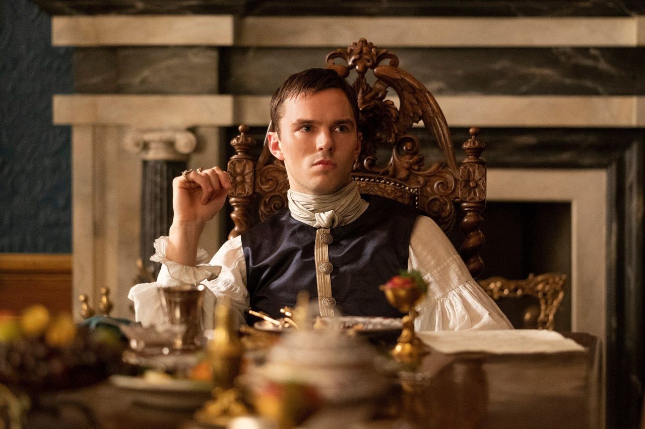 Nicholas Hoult jako Piotr
