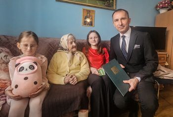 To najstarsza rolniczka w Polsce. Niedawno obchodziła urodziny