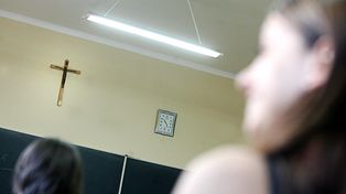 Mniej religii w szkołach?  RPO mówi o dyskryminacji