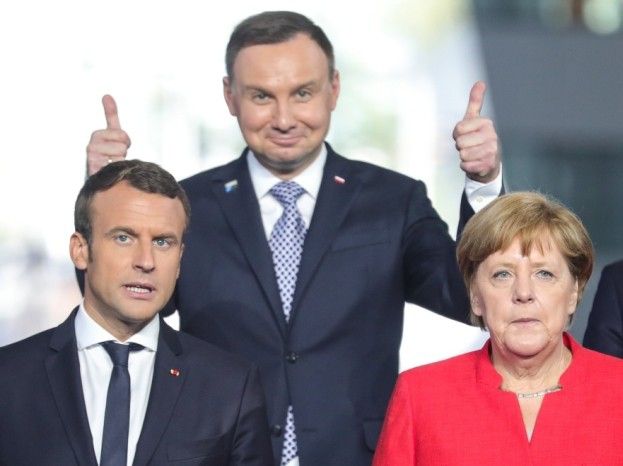 https://v.wpimg.pl/M2RiLmpwYlMzCzpeXwxvRnBTbgQZVWEQJ0t2T19BfwYqRjwYFBIhVzlHOx0TEyMcIgVjVBFGflFmWS9fQBR6VGUPdFxFQXoFMVooC0FFdQc0WSpYEkR5UWENLkMaByoQLw