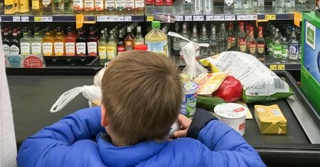 Skrajna bieda dotyka polskie dzieci. Żyją za kilkanaście złotych dziennie
