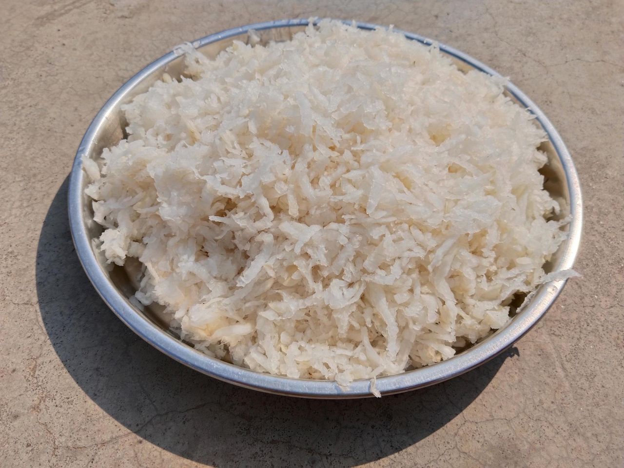 Aktywuje potężny związek przeciwrakowy. Obniża poziom cukru we krwi