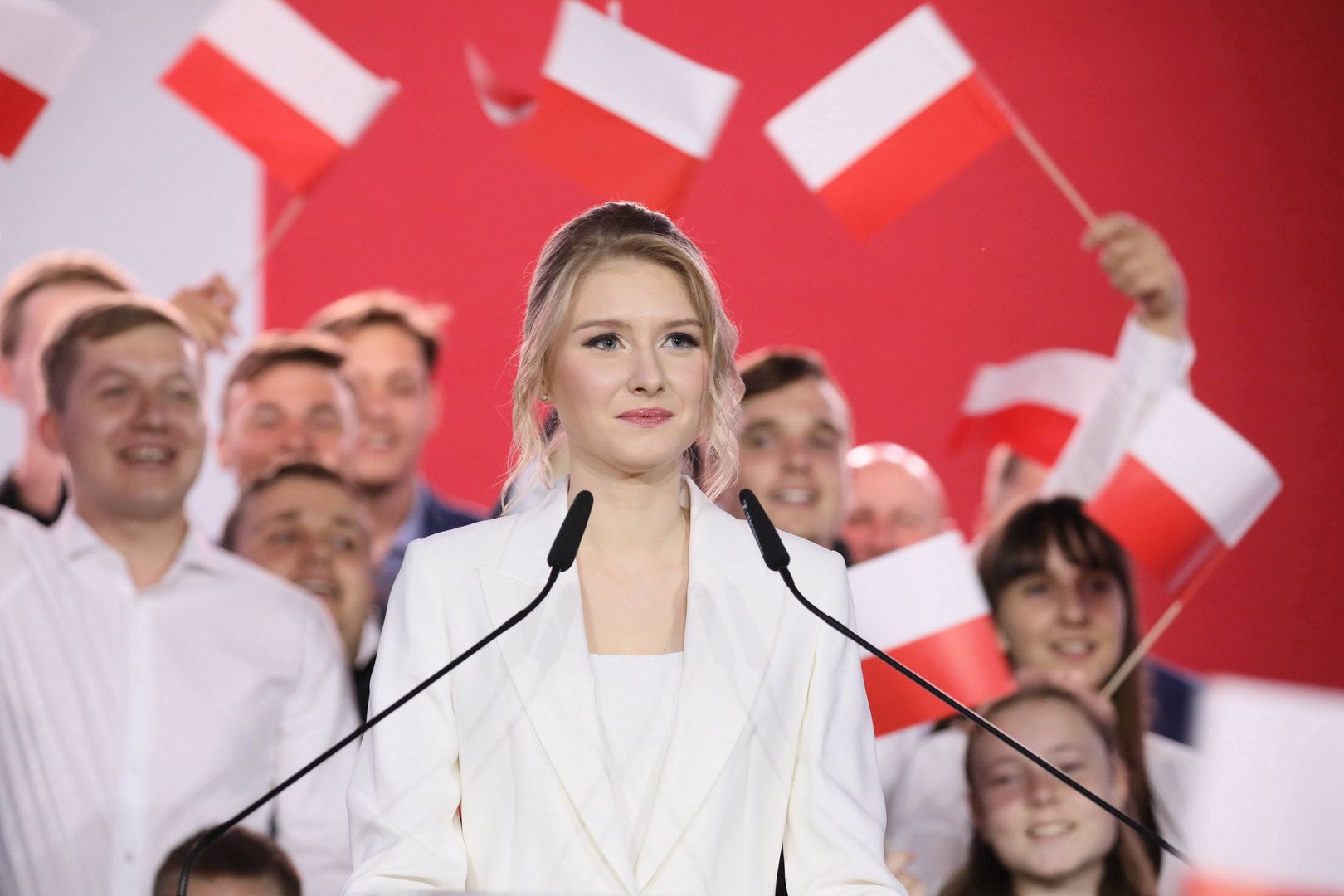 Wiemy, co Kinga Duda robiła w Londynie. Znamy wysokość zarobków