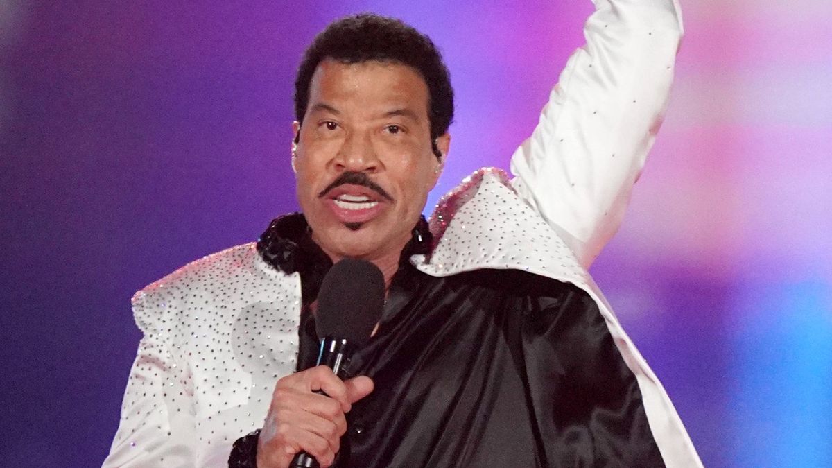 Lionel Richie podczas Koronacyjnego Koncertu na terenie zamku Windsor, 7 maja 2023.