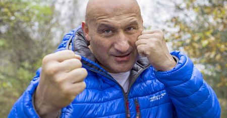 Wiadomo, do kogo trafi niebieska kurtka Najmana przekazana na WOŚP. Poszła za ponad 20 tys. zł!
