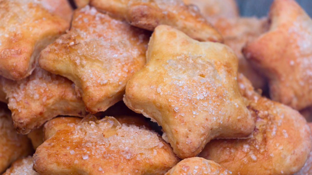 Ciasteczka z cukrem na kwaśnej śmietanie