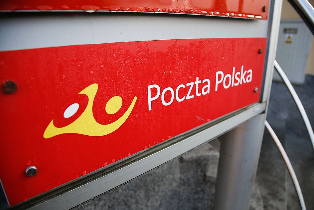 Poczta Polska sprzedaje maseczki wielorazowe. Wkrótce w ofercie będą też żele antybakteryjne