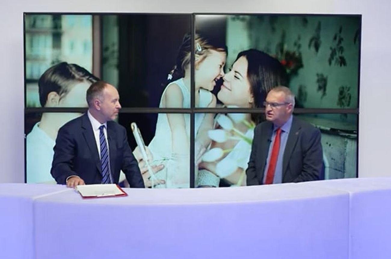 Kadr z opublikowanego na YouTube programu Miłosza Manasterskiego