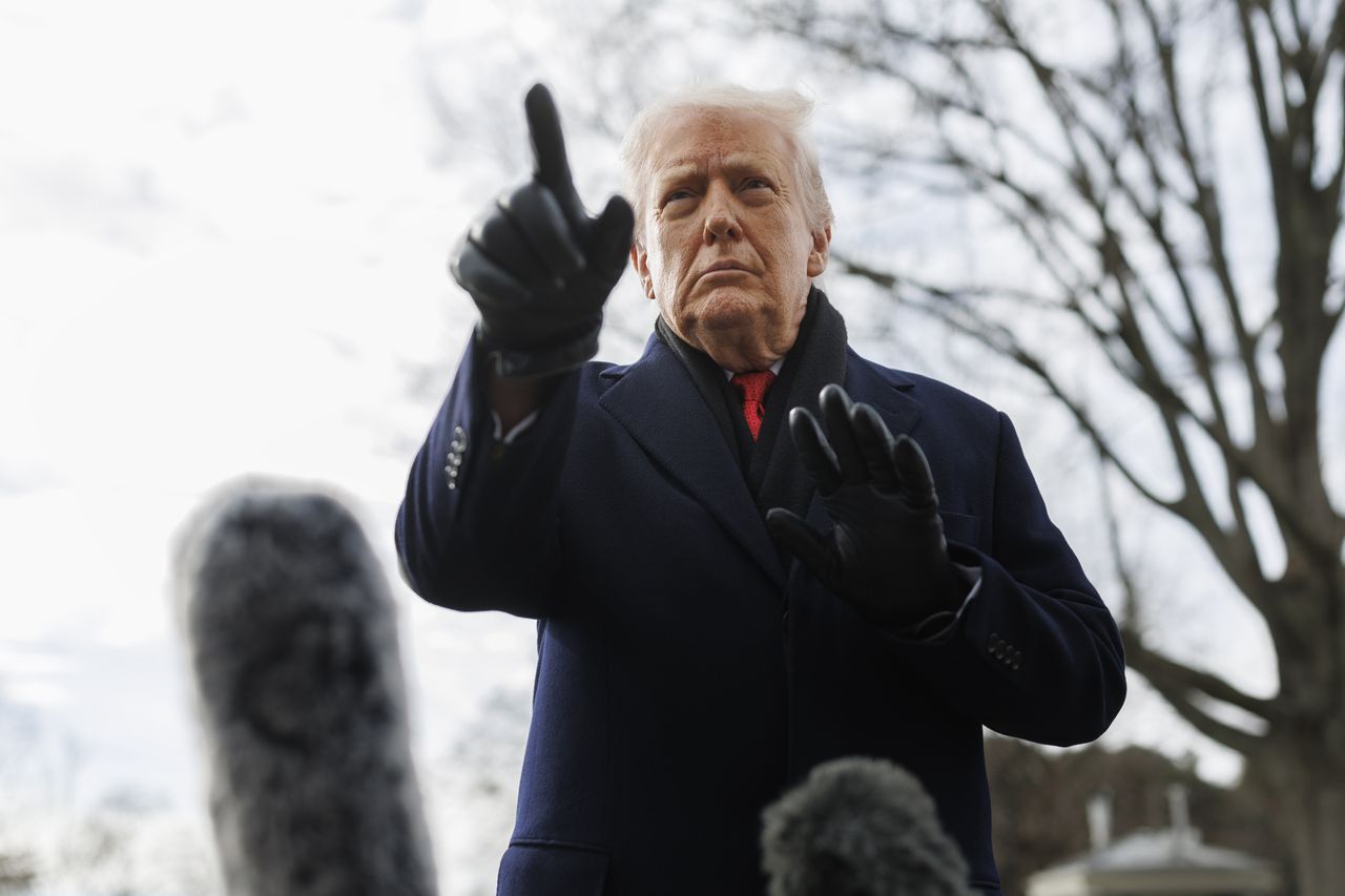 Czerwony poranek na GPW. Groźba ceł i sprawa Grenlandii topią indeksy