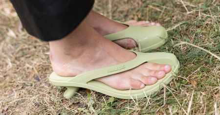 Najbrzydsze buty sezonu? Zrobiły niemałe zamieszanie w świecie mody
