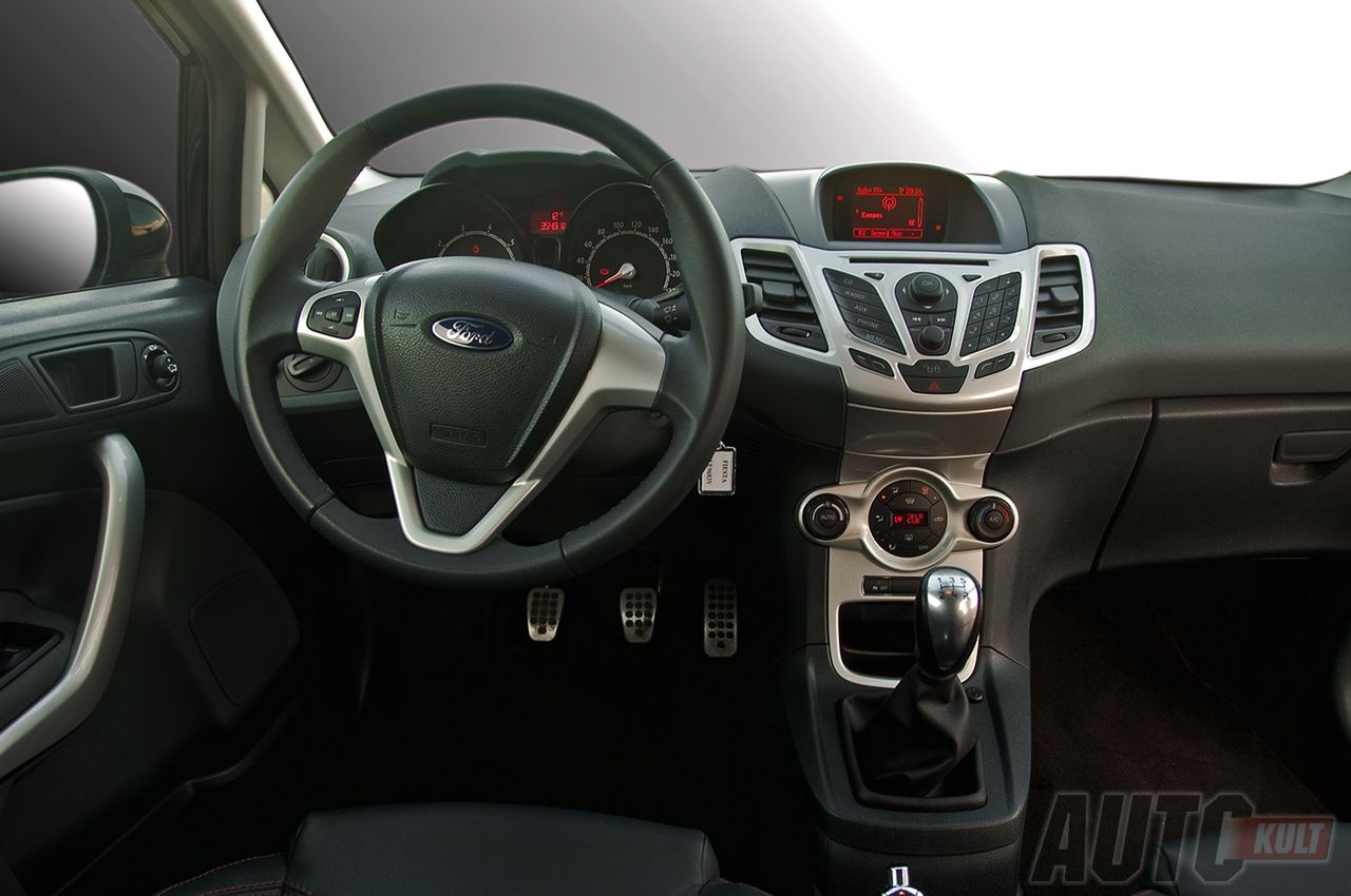 Ford Fiesta Sport (fot. Marcin Pogorzelski)