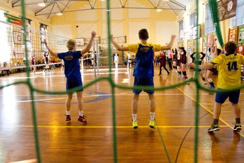 Rewolucja w lekcjach wychowania fizycznego od 1 września! Koniec z ciągłą grą w piłkę nożną czy siatkówkę. Co konkretnie się zmieni?