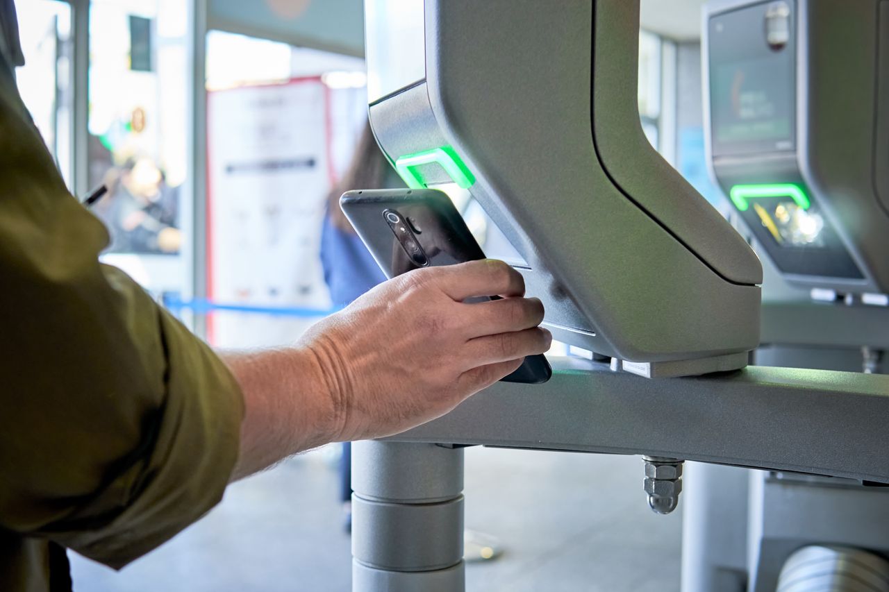 Finowie rozpoczynają paszportową rewolucję. Wiadomo, jaki kraj będzie następny